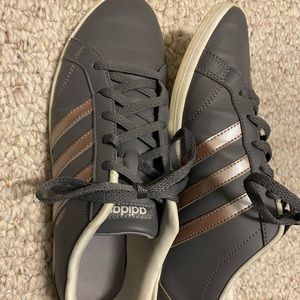 Adidas tennis shoes - Women’s 8.5